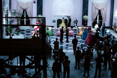 hail-caesar-set-design-05